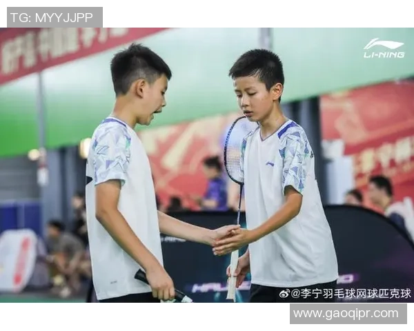 羽毛球之路：见证成都羽毛球队奋进成长的真实历程与奋斗精神