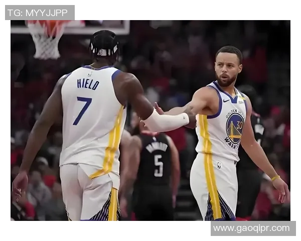 2015赛季NBA勇士与雷霆的激烈对决与精彩瞬间回顾